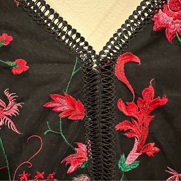 Sheer layered cocktail dress. - Picture 4 of 6